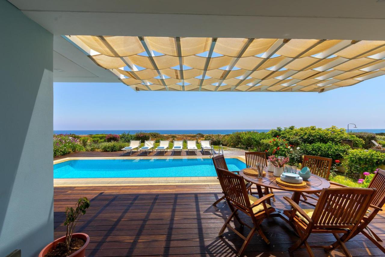 Protaras Beachfront Villa Alia Exterior photo