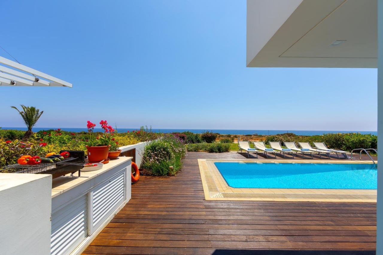 Protaras Beachfront Villa Alia Exterior photo