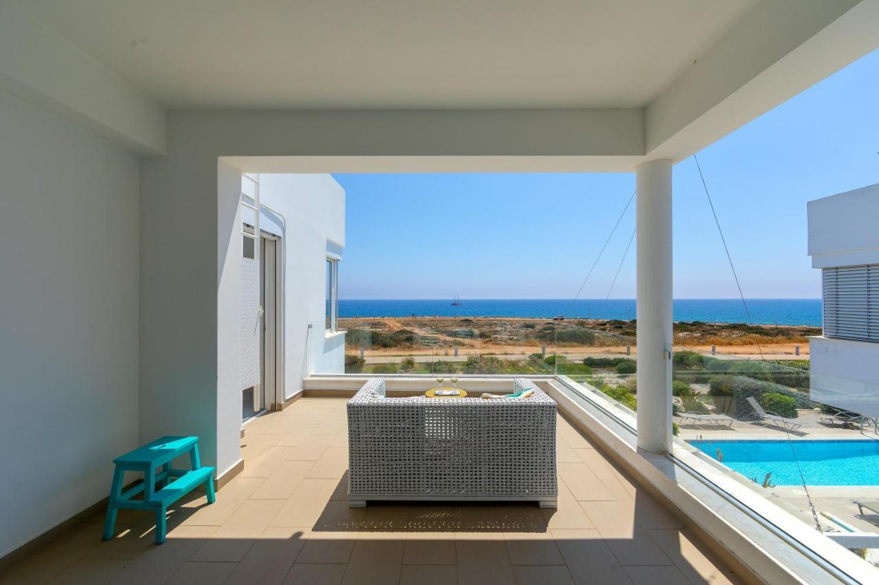Protaras Beachfront Villa Alia Exterior photo