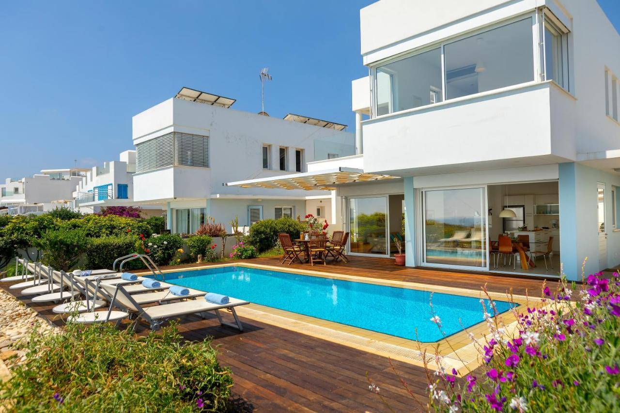 Protaras Beachfront Villa Alia Exterior photo