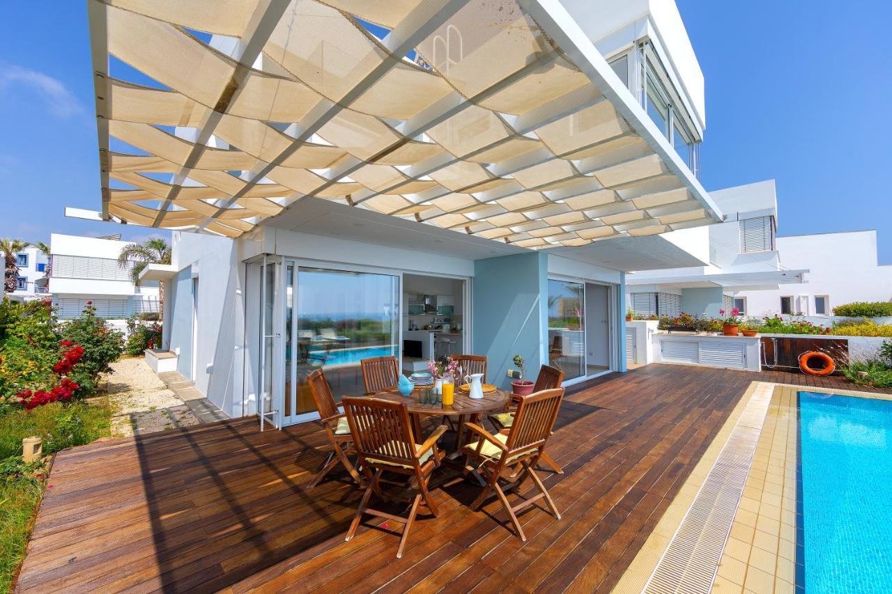 Protaras Beachfront Villa Alia Exterior photo